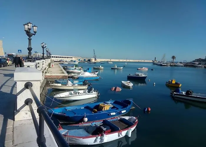 Mondrian-bozzi 59 דירה