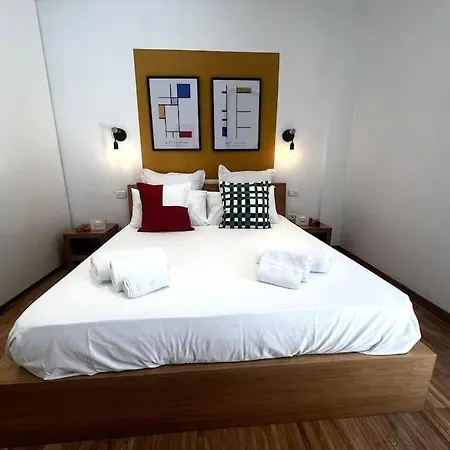 Apartament Mondrian-bozzi 59 Bari